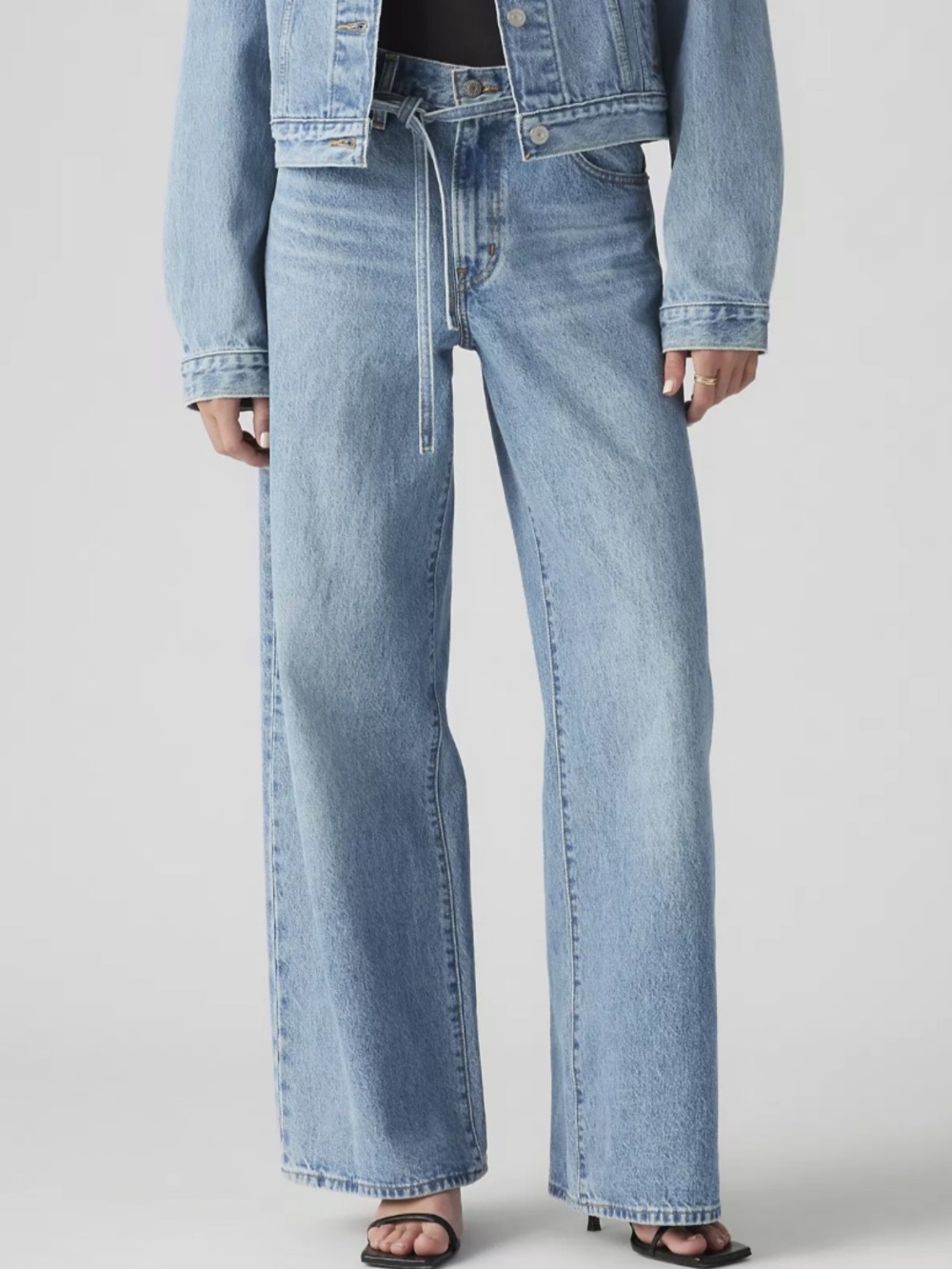 Levi’s XL Straight - Light Blue Wide Leg Women’s Jeans